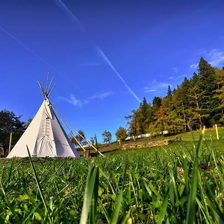 Cihelna 10 Teepee&wine Hlavnovice
