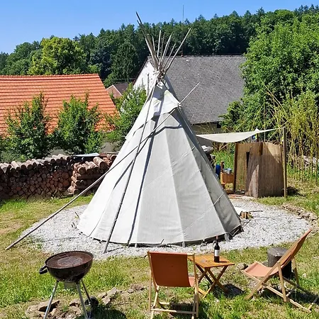 خيمة فخمة Cihelna 10 Teepee&wine *